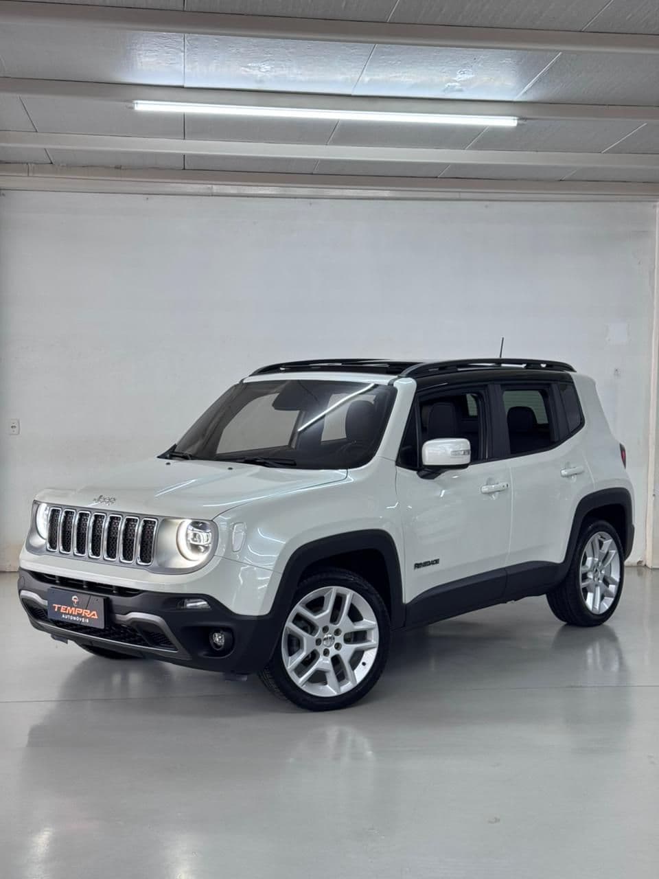 jeep renegade limited 1.8 flex automatico | apenas 28.500km | multimidia | te