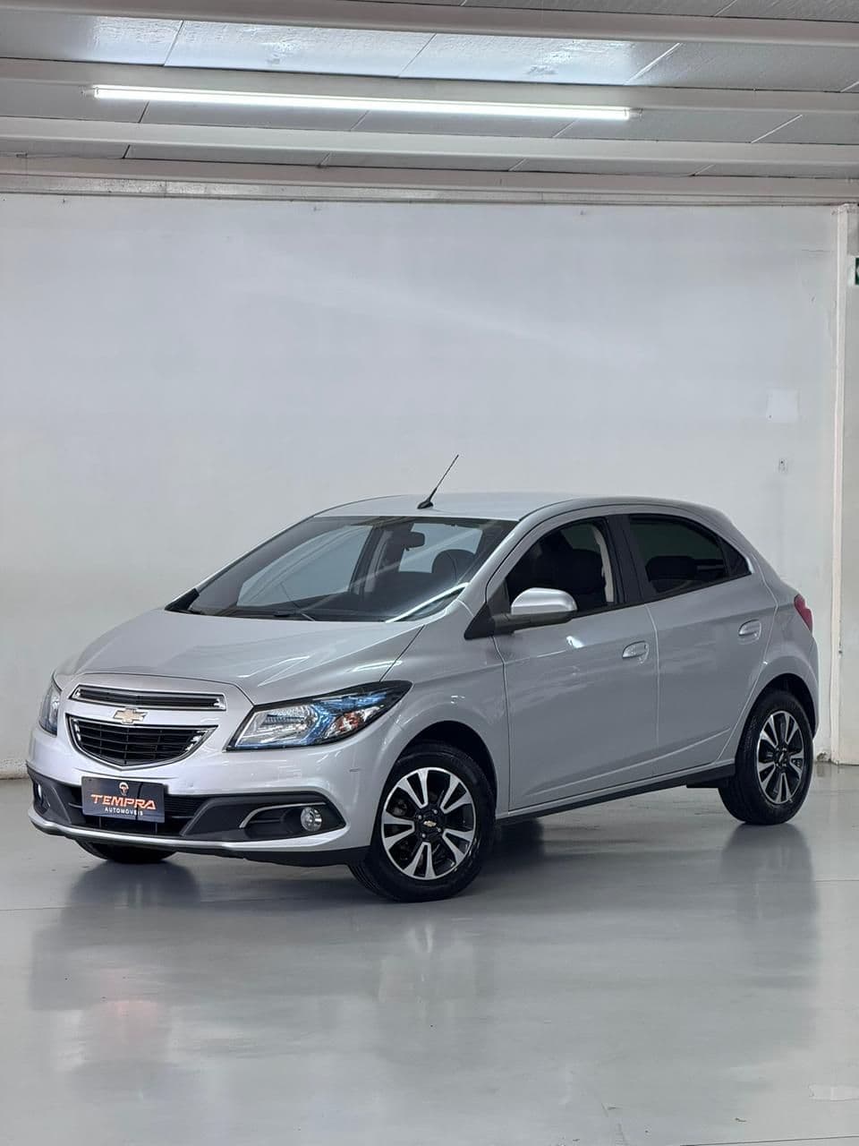 chevrolet onix hatch ltz 1.4 flex | 115.181km | completo | versao top de linha