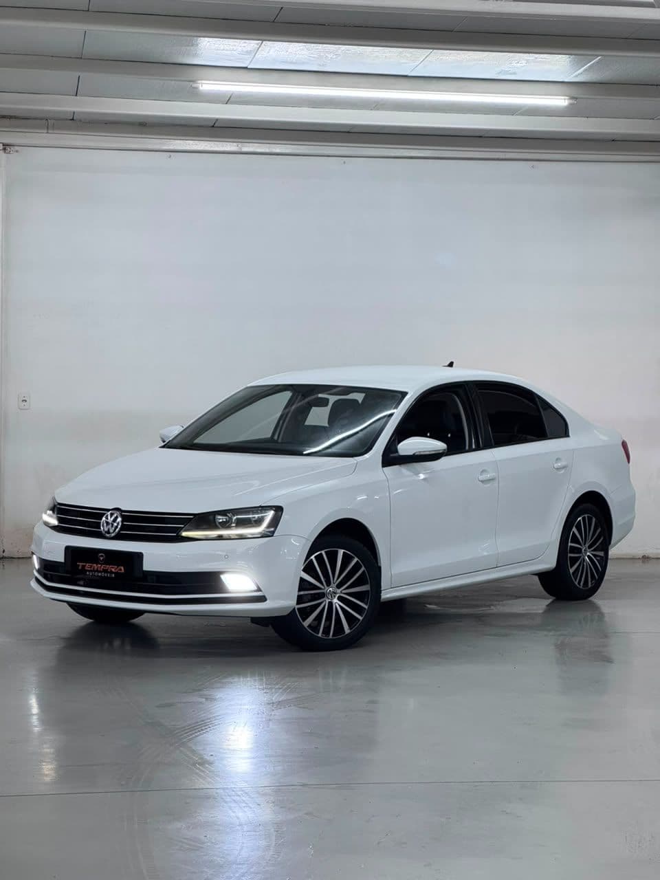 volkswagen jetta comfortline 1.4 tsi aut | multimidia| impecavel