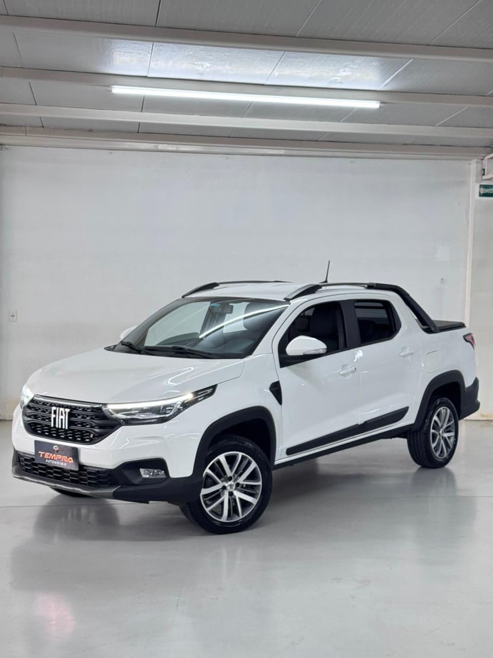 fiat strada volcano 1.3 flex | apenas 55.950km | multimidia | rodas | impecavel