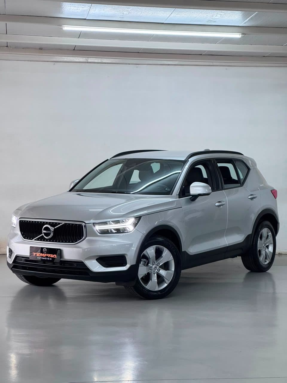 volvo xc40 t4 2.0 turbo | multimidia | couro | impecavel