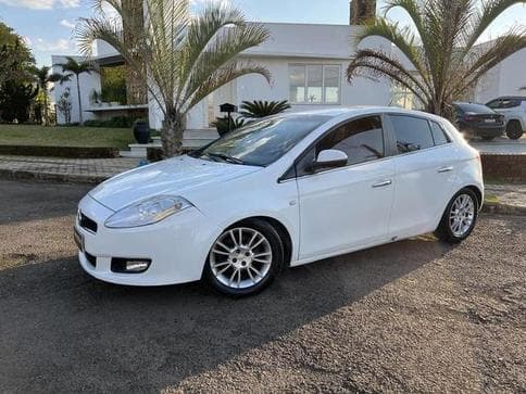 FIAT BRAVO ESSENCE 1.8 FLEX 2013