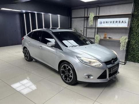 FORD FOCUS TITANIUM PLUS AUTOMATICO 2014