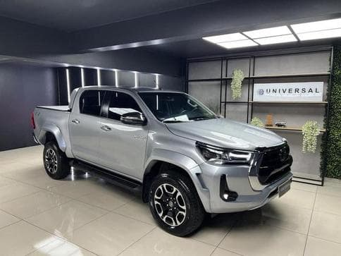 TOYOTA HILUX CD SRX PLUS DIE. AUT. 2025