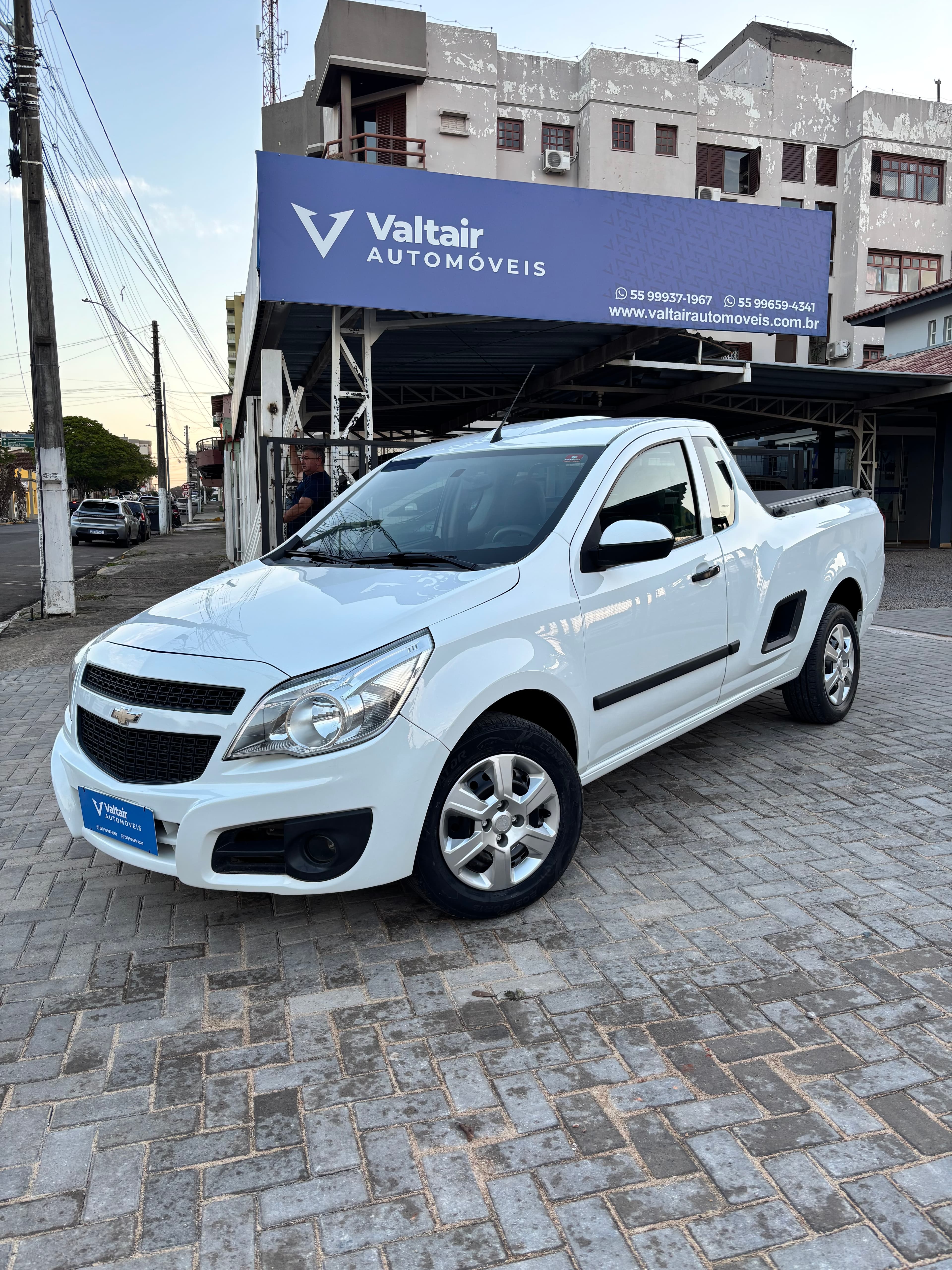 Chevrolet Montana LS
